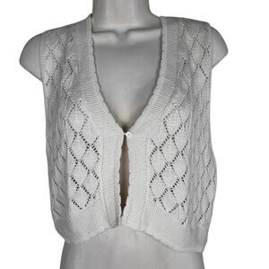 Forever 21 Womens M lightweight lace knit vest cropped v-neck single button